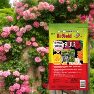 34188_Dusting Wettable Sulfur 3.25 lb Bag Lifestyle Image